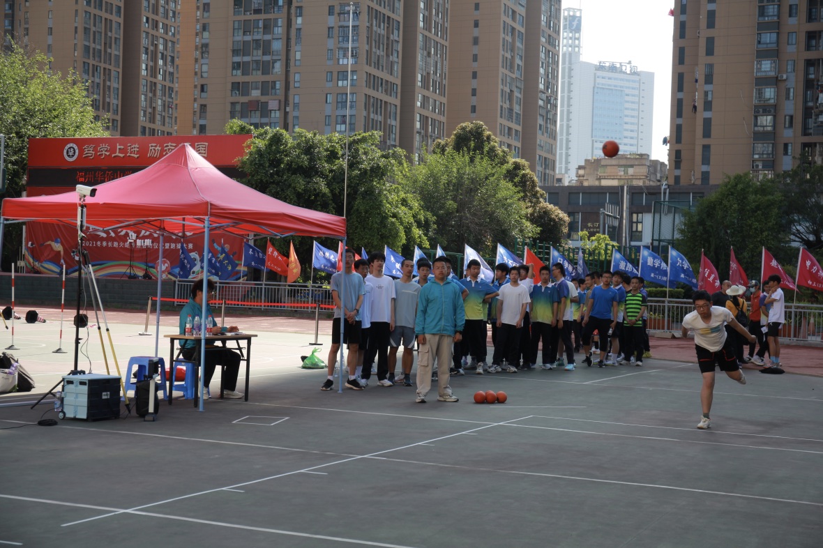 2022年华侨中学中考青青草视频污下载模拟考